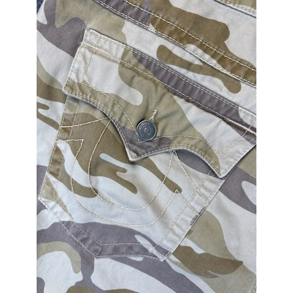 True Religion Ricky Pants Mens 42 Tan Camo Flap Straight Leg Military Preppy Hip